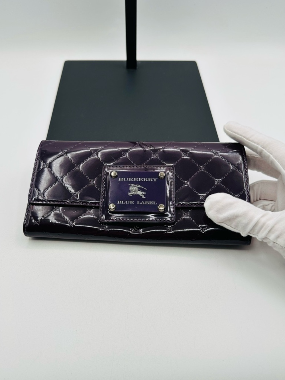 Burberry Quilted Patent Leather Wallet - Picture 5 of 12